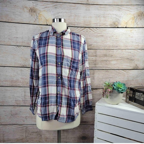 American Eagle Boyfriend Fit Plaid Button Up - Picture 1 of 1